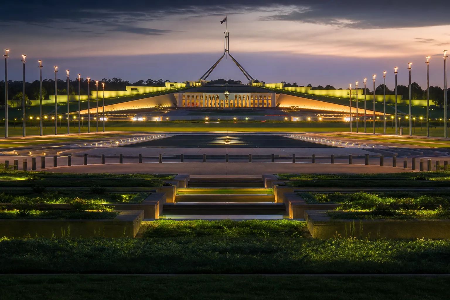 Editorial city guide graphic for Razed Casino readers in Canberra, ACT